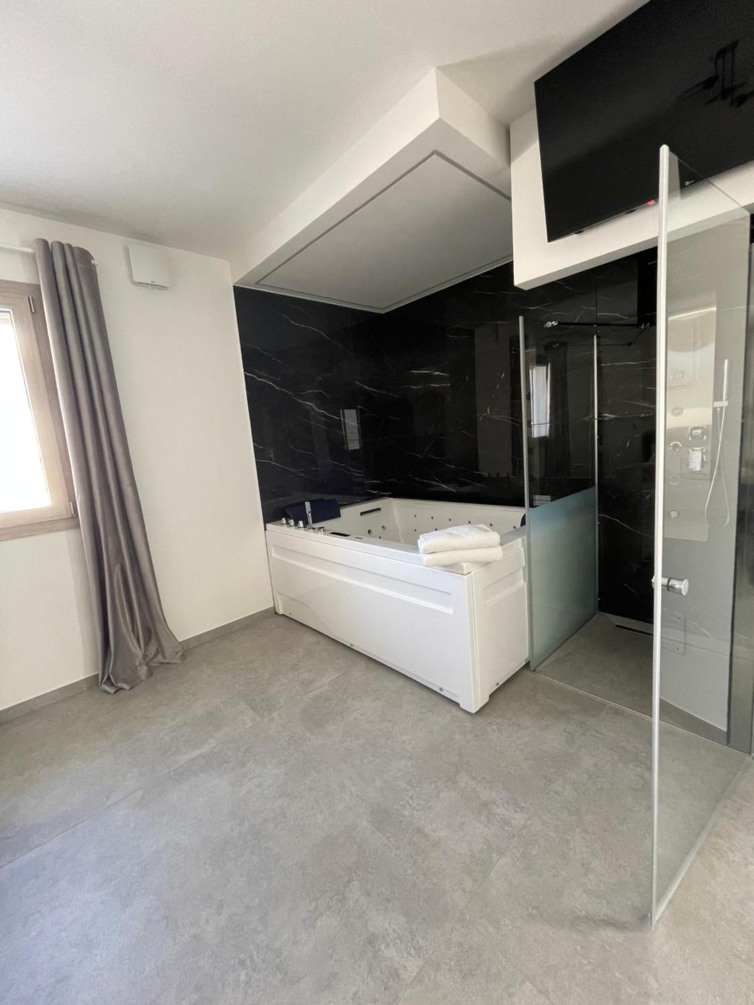 B&B Casa Giulivo Pantanagianni ตอร์เรซานตาซาบีนา ภายนอก รูปภาพ